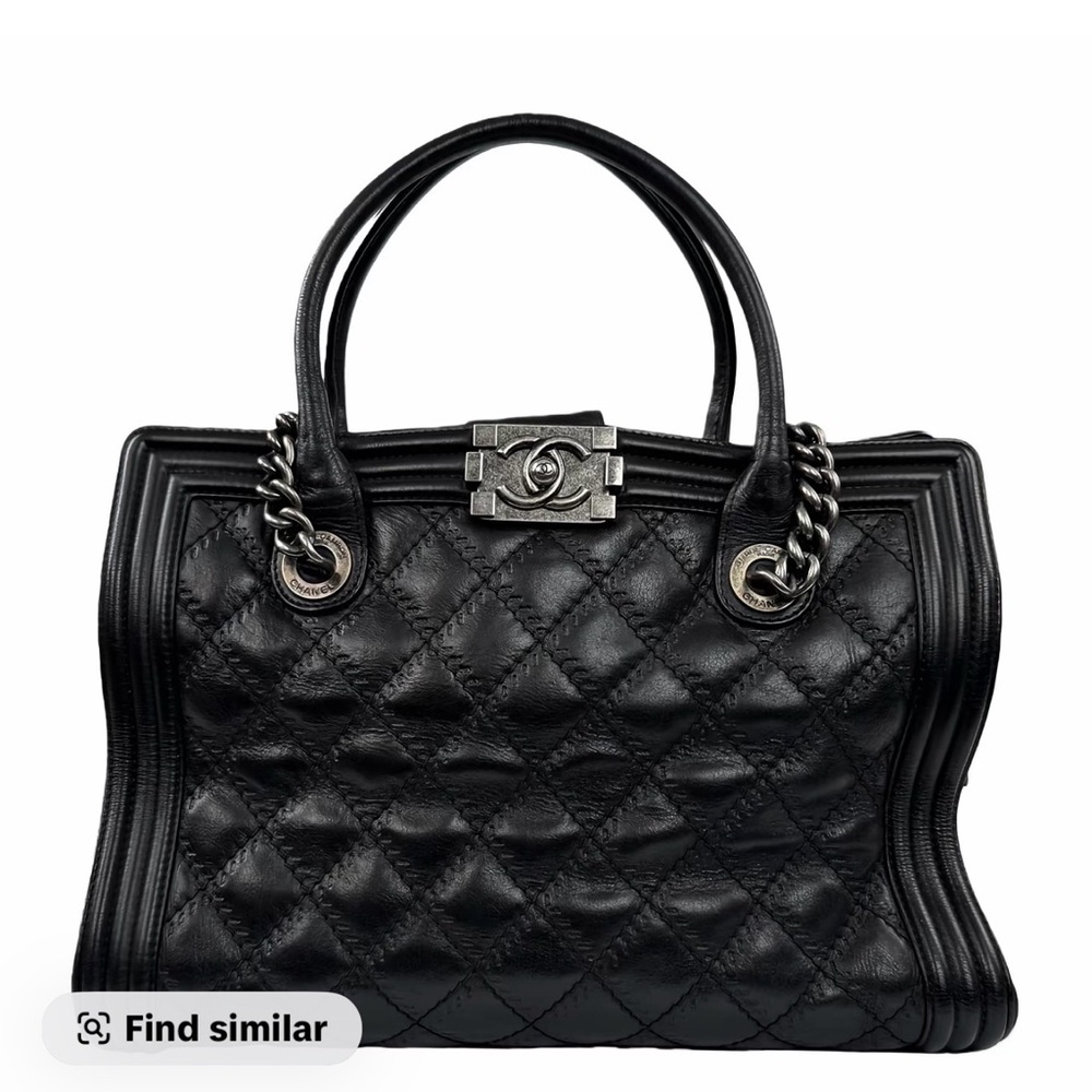 CHANEL Black Quilted Leather Satchel with Chain-Handle